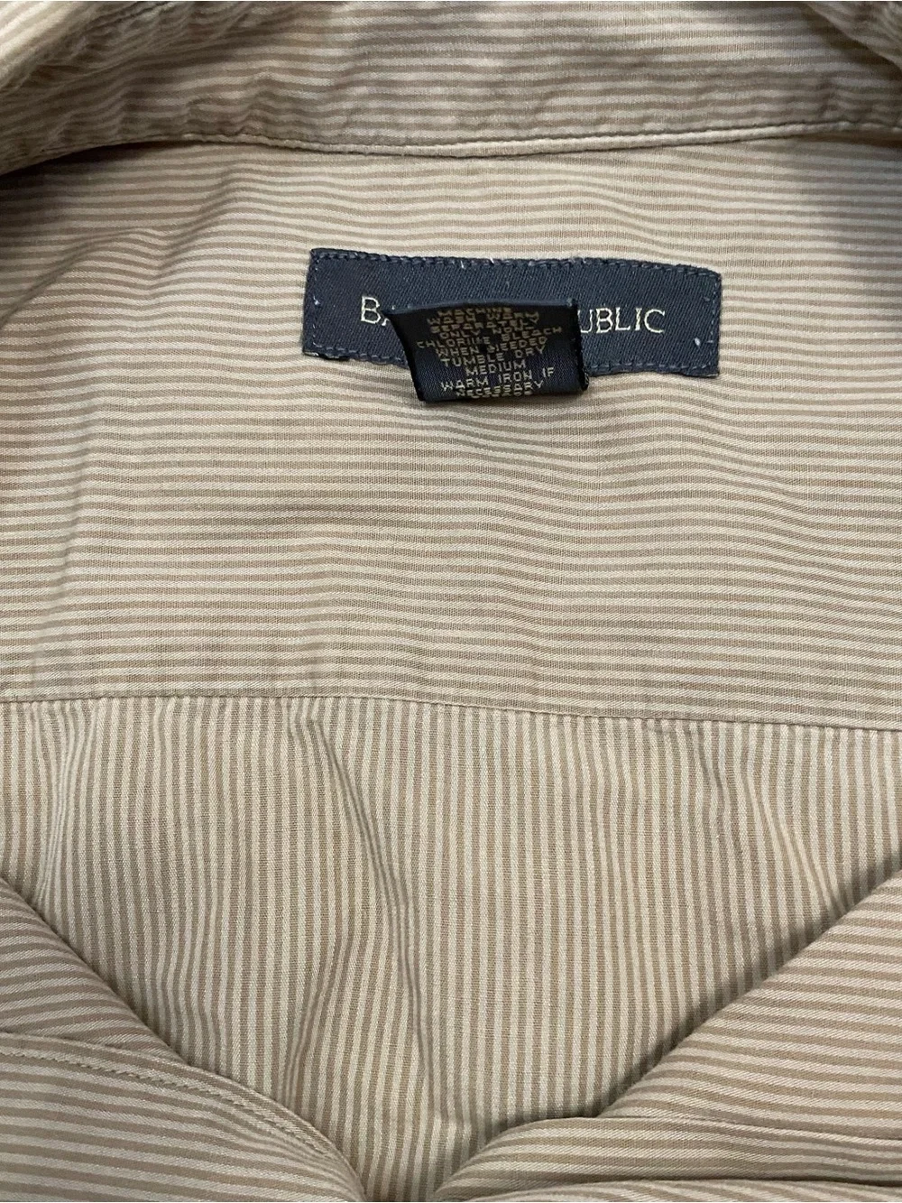 Banana Republic Men's Short-Sleeve Button-Down in Khaki